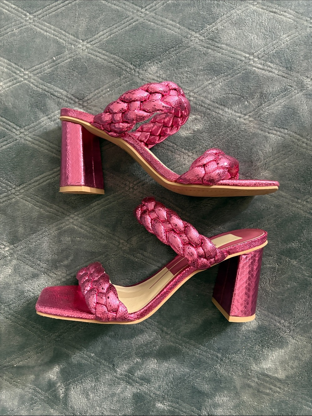 Dolce Vita Metallic Braided Slide Sandals in Fuchsia Pink - Picture 2 of 4
